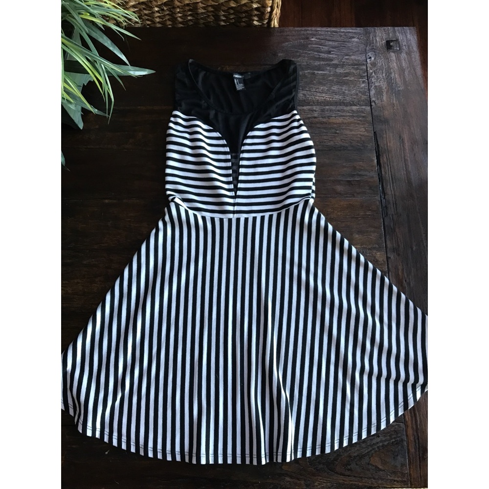 Forever 21 Cute Stripe Dress!